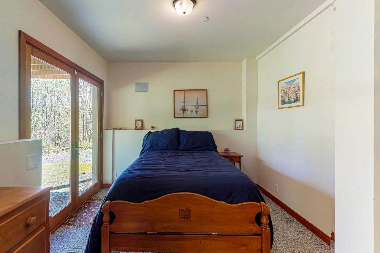 Вилла Woodland Hideaway In The Hills Lake Stevens Экстерьер фото